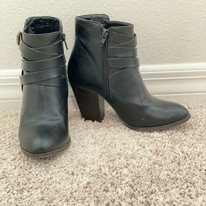 Black ankle boots.